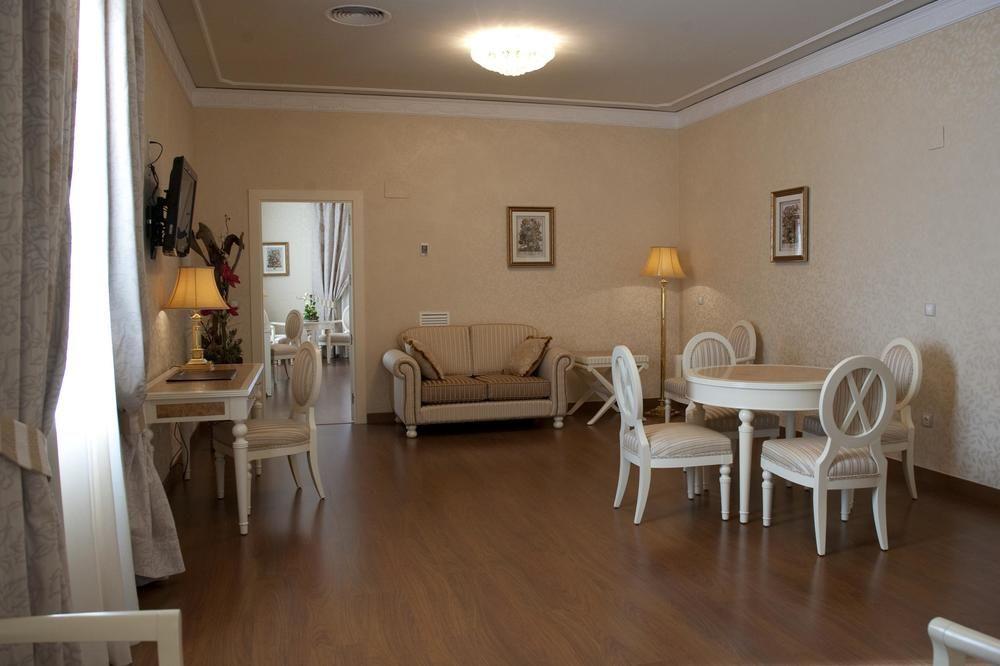 Hotel Santa Isabel Альбасете Екстер'єр фото