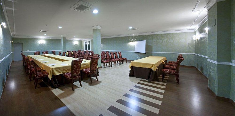 Hotel Santa Isabel Альбасете Екстер'єр фото